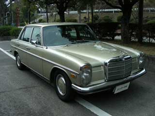 W114 メルセデスベンツ　取説　230 280ce Mercedes-Benz W114 / 280CE | Revive - 良質な車を買いたい人の