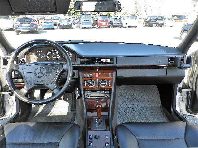 メルセデスベンツ W124 E320T］個人売買情報