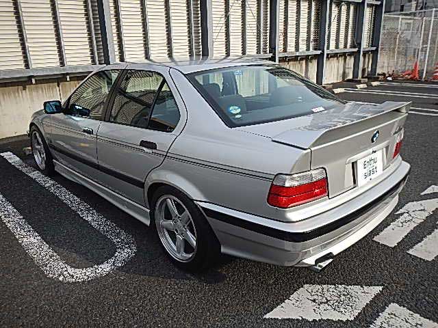 ＢＭＷ ３２５ｉ］個人売買情報